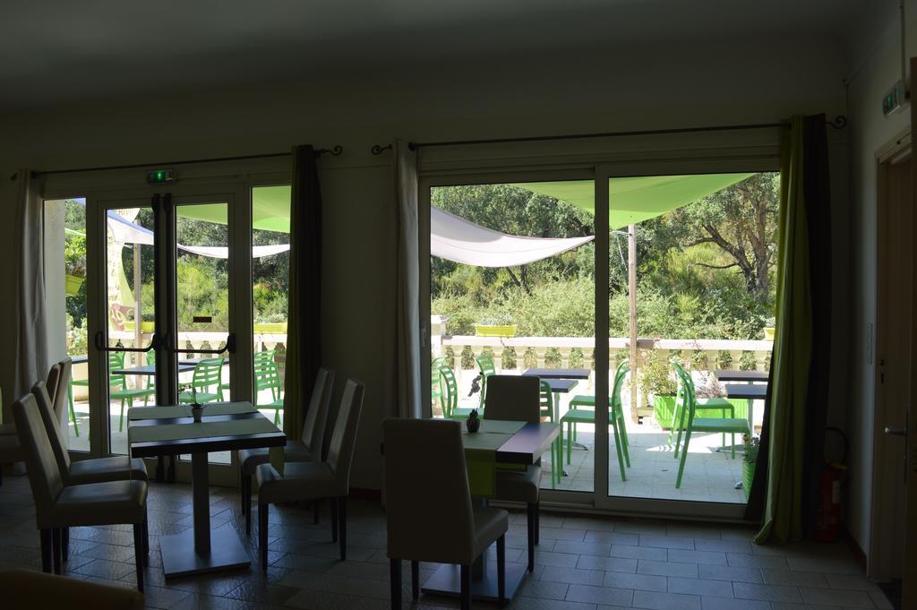 Le Riviera Hotell Alata Exteriör bild